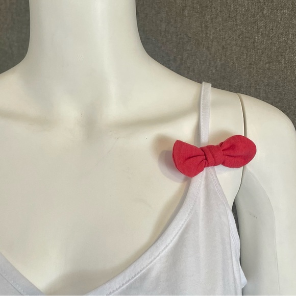RARE Super Cute Hello Kitty Ladies Tank Top Ladies XL with 3D Bow - Picture 2 of 7